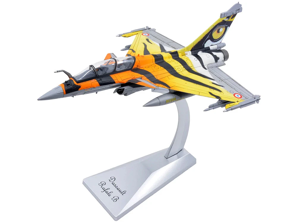 Dassault Rafale B Fighter Jet "Ocean Tiger" With Missile Accessories "Panzerkampf Wing" Series 1/72 Scale Model By Panzerkampf - Image 3