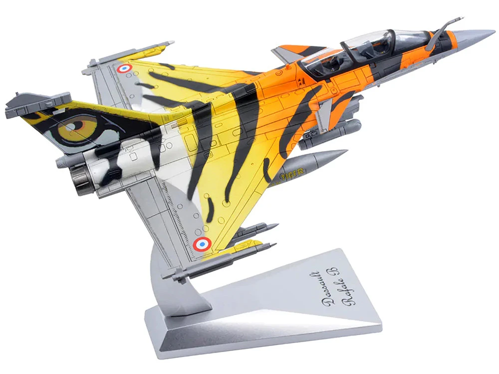Dassault Rafale B Fighter Jet "Ocean Tiger" With Missile Accessories "Panzerkampf Wing" Series 1/72 Scale Model By Panzerkampf - Image 4