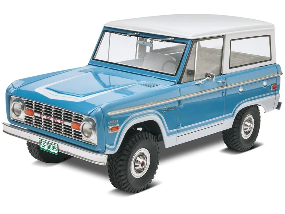 Level 5 Model Kit Ford Bronco 1/25 Scale Model By Revell - Image 5
