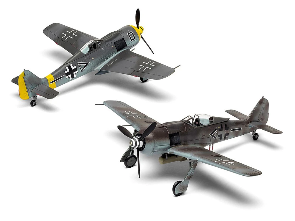 Level 1 Model Kit Focke-Wulf Fw190-A8/F-8 Fighter Aircraft With 2 Scheme Options 1/72 Plastic Model Kit By Airfix - Image 2