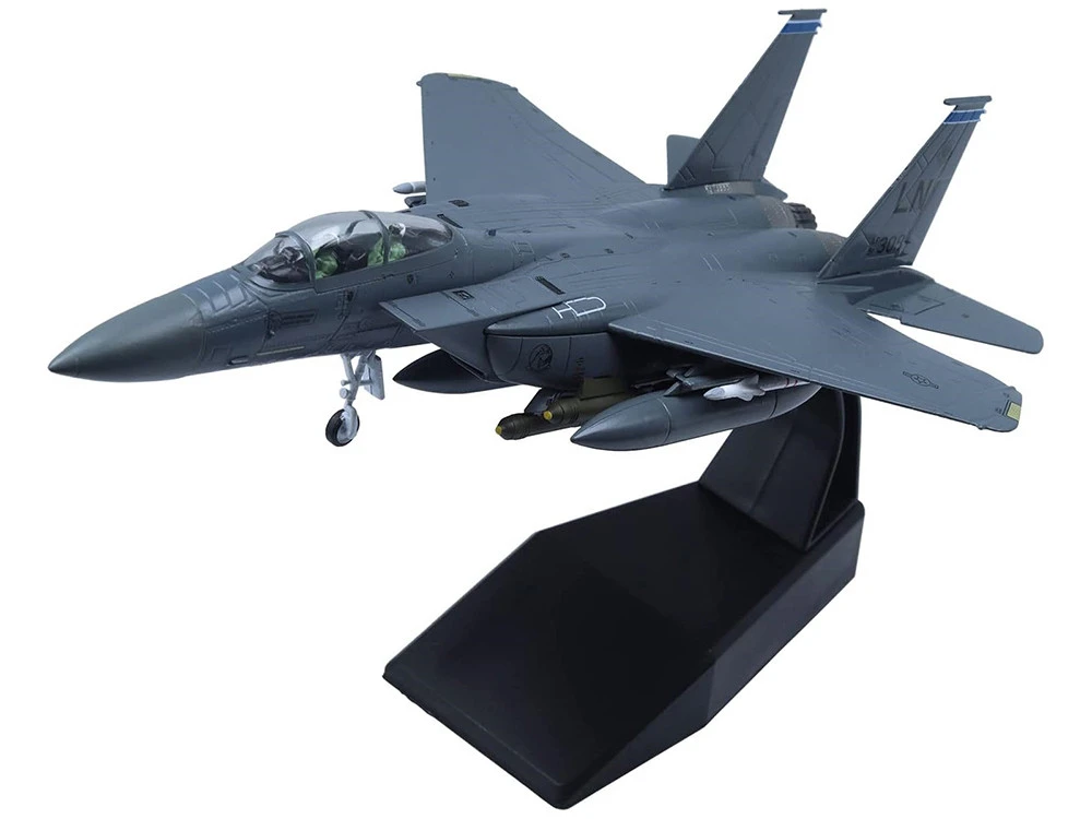 Other McDonnell Douglas F-15E Strike Eagle Aircraft "492nd Fighter Squadron, 48th Fighter Wing, RAF Lakenheath, England" (2020) United States Air Force Europe 1/100 Diecast Model Airplane - Image 3