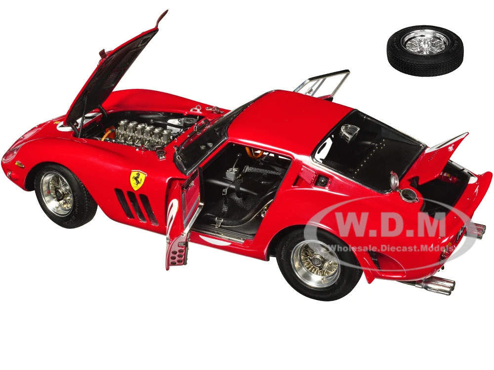 Ferrari 250 GTO #11 John Surtees - Mike Parkes "Maranello Concessionaires" 2nd Place "Paris 1000 Kilometres" (1962) Limited Edition To 2000 Pieces Worldwide 1/18 Diecast Model Car By CMC - Image 2